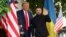 Президентът на САЩ Доналд Тръмп посреща украинския си колега Володимир Зеленски в Белия дом, 18 август.