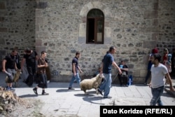 ლომისობა ქვემო მლეთაში