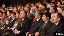 Убактылуу өкмөттүн мүчөлөрү