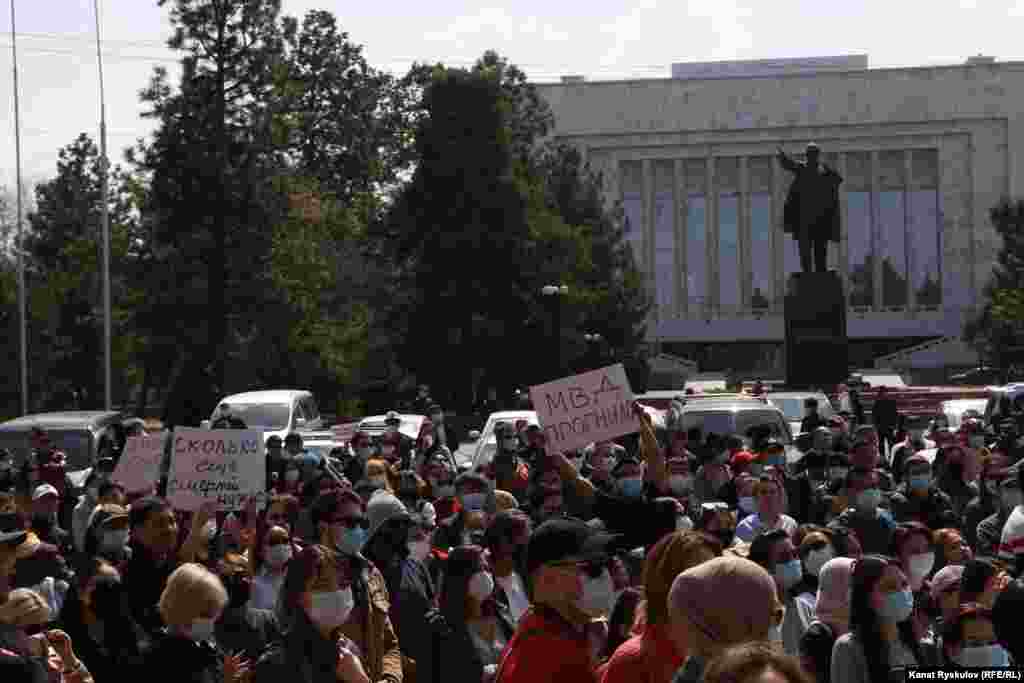 "Прости нас, Айзада!"