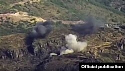 Հայկական ուժերը հրետակոծում են ադրբեջանցիների դիրքերը, 13-ը հուլիսի, 2020թ.
