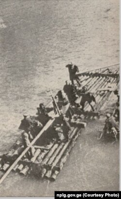 ტივები მტკვარზე