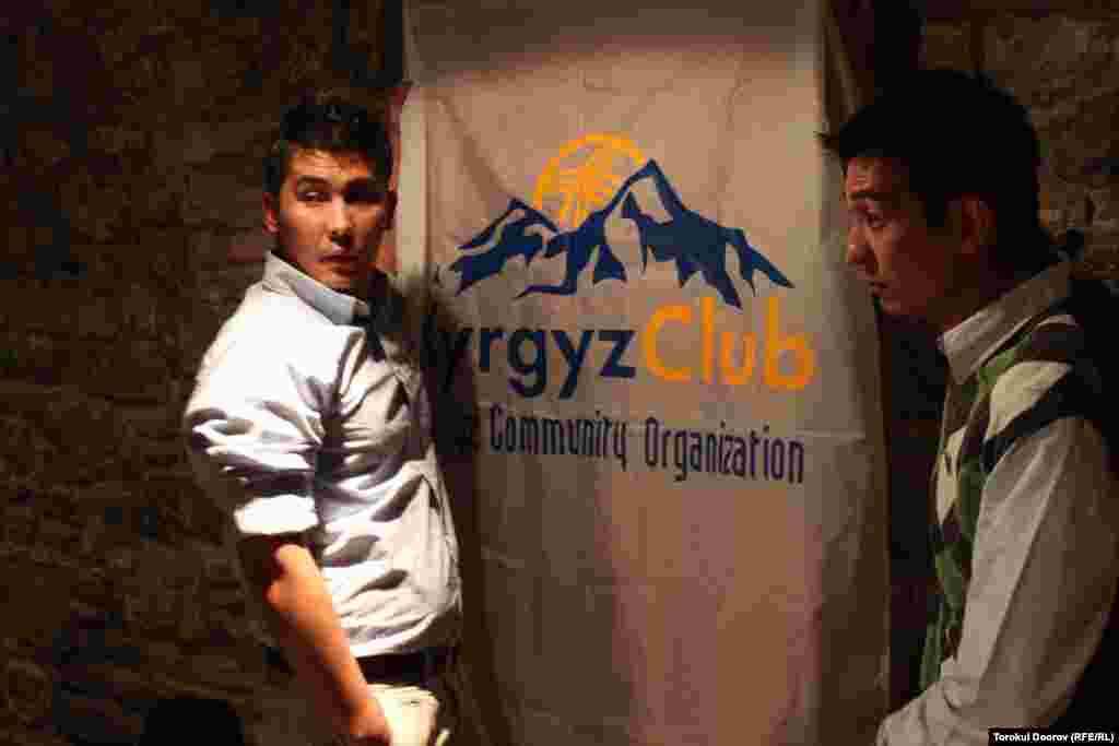 На премьера фильма "Я люблю, Бишкек" в Праге, 2012