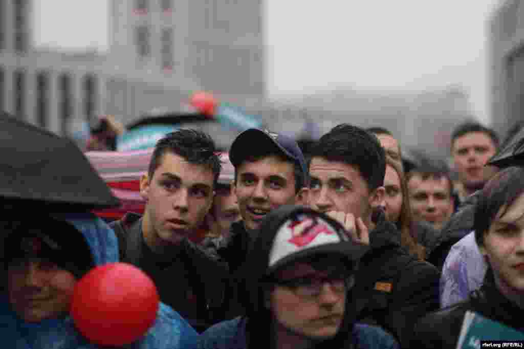 His Campaign said some 15,000 attended Navalny's last rally ahead of the September 8 election.