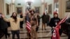 Suporterii lui Donald Trump, la Capitoliu, pe 6 ianuarie 2021.