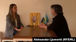 Dinara Smailova gjatë intervistës për Radion Evropa e Lirë.