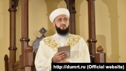 Татарстан мөфтие Камил хәзрәт Сәмигуллин