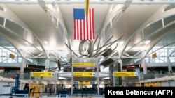 د امریکا د جان ایف کنډي هوایي ډګر د ترمینل یوه څنډه