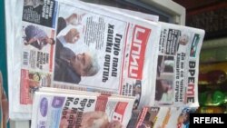 Весници, магазини, неделници, печат