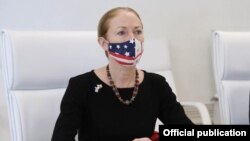 Келли Дегнан