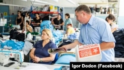 Întâlnire electorală a reprezentanților Blocului Patriotic cu muncitoarele unei întreprinderi de tricotaje din Chișinău, 3 septembrie 2025.