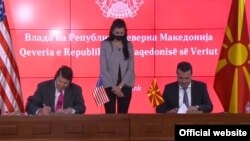 Премиерот Зоран Заев и потсекретарот за економски раст, енергија и животна средина во Владата на САД Keith Krach потпишаа меморандум за разбирање за безбедност на 5G технологии