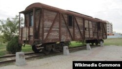 Вагоны, в которых депортировали калмыков в Сибирь