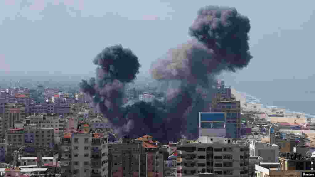 Breshëri raketash goditën Izraelin më 7 tetor. Raketat u hodhën nga militantët e Hamasit në Rripin e Gazës.&nbsp;