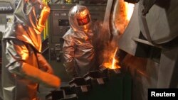 Кумтөр кени.  