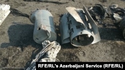 Human Rights Watch navodi da su ovo ostaci ruske rakete Smerč nakon napada na Bardu u Azerbejdžanu, oktobar 2020. 