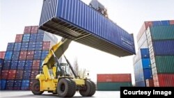 صادرات ایران در ۹ ماه اول سال باید معادل ۳۹ میلیارد و ۷۵۰ میلیون دلار باشد٬ اما آنچه محقق شده ۳۱ میلیارد و ۶۴۰ میلیون دلار است