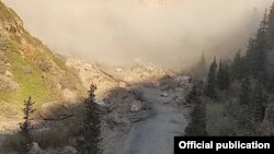 Көчкү жүргөн жер. Жумгал. 2020-жылдын 14-сентябры.