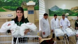 В Узбекистане успешно разделили сиамских близнецов