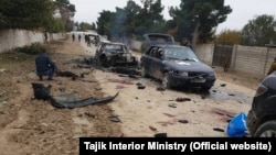Фото с места атаки на пограничную заставу в Таджикистане.