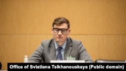 Арцём Брухан на сустрэчы сябраў міжпаралямэнцкага Альянсу дэпутацкіх групаў «За дэмакратычную Беларусь», 7 кастрычніка 2025