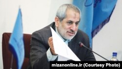 دادستانی تهران در سخنانش از «سایر دستگاه‌ها» خواست تا به گفته او، «در کاری که به آنها مربوط نیست دخالت نکنند».