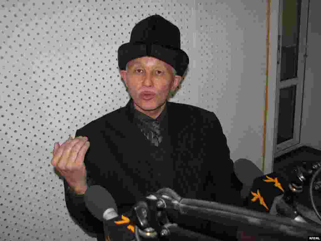 Среди фигурантов этого дела и бывший руководитель "Кыргызалтына" Дастан Сарыгулов