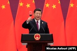 Kineski predsjednik Sji Đinping govori na brifingu za novinare na kraju posljednjeg dana Foruma 'Pojas i put' na jezeru Janći kod Pekinga 27. aprila 2019.