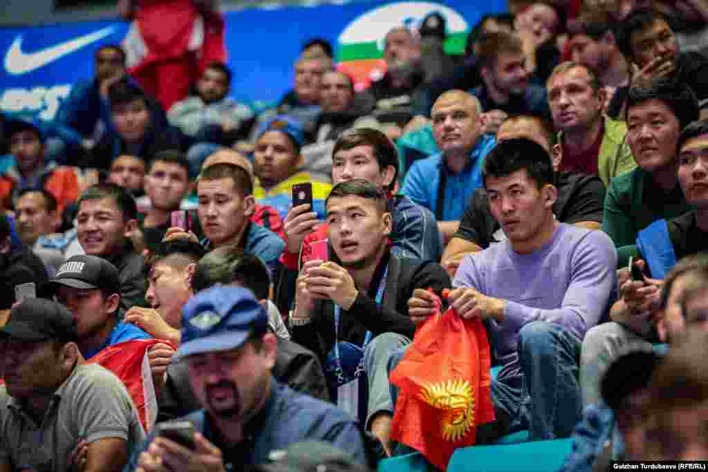 Балбан Акжол Махмудов бул дүйнө чемпионатына көрүүчү катары келген.&nbsp;