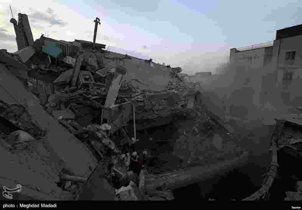 Чабуулдан кийин айрым имараттар олуттуу зыян тартты..