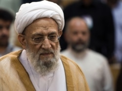 محمدرضا مهدوی کنی که در آن زمان ریاست کمیته‌های انقلاب اسلامی را به عهده داشت