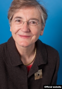 "Carnegie Europe" ylmy merkeziniň ýokary derejeli işgäri Judy Dempseý.