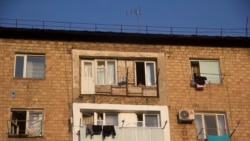 Кыргызстанда үйгө жетпеген жарандардын саны арбын.