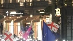 Hiljade ljudi na protestima u Gruziji godinu dana nakon spornih izbora