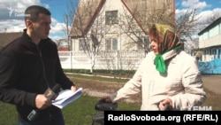 Мати Юрія Понька, засновника та керівника фірми «Тріумф 15», яка винна «Приватбанку» понад 4,3 мільярда гривень