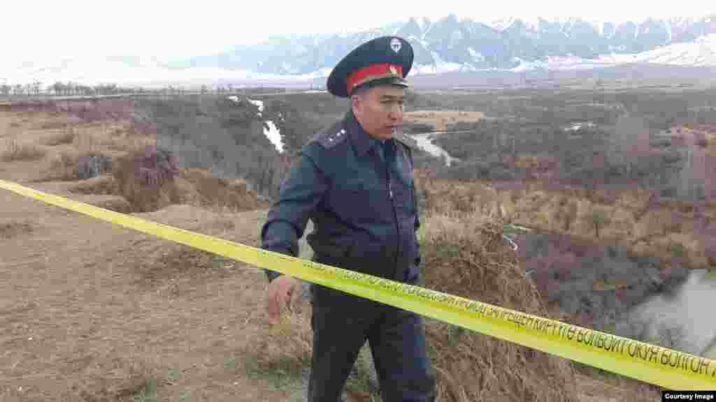 Ысык-Көл облусунун жетекчилиги өткөн жума соңунда Ак-Сууда табылган байыркы жаныбардын сөөгүн тезирээк изилдөөнү өкмөткө сунуштаганын губернатордун орун басары Рита Борбукеева "Азаттыкка" билдирген.&nbsp;