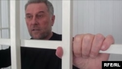 Адвокаты Кутаева будут добиваться пересмотра дела, и, возможно, им придется дойти до ЕСПЧ. Ведь надежд на то, что кто-то из судейского корпуса в России решится выпустить на свободу человека, посмевшего ослушаться Кадырова, очень мало