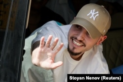 Освобождённый заложник Эйтан Абрахам Мор прибыл в медицинский центр в Петах-Тикве, Израиль, 13 октября, 2025 год