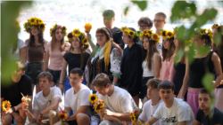 Copiii moldovenilor din diaspora cu „Dor” de Moldova 