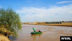 Garagum kanalynyň kenary. Arhiw suraty. 2010 ý. 