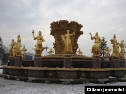 Moskvadagi 15 respublika totuvligi ramzi bo‘lgan haykal