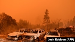 Парадайста калган автоунаалар.