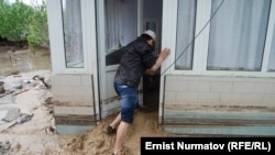 Ошская область. Село Кыргыз-Чек, 26 апреля 2012.