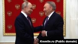 Президент России в последний по времени раз принимал бывшего президента Казахстана 29 мая 2025 года. На сайте администрации президента России выдали одно предложение: «Владимир Путин встретился в Кремле с Первым Президентом Казахстана Нурсултаном Назарбаевым»
