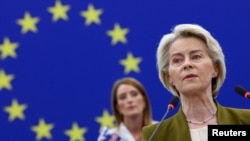 Parlamentul European și Comisia Europeană trebuie să finalizeze până în 2026 o nouă legislație pentru reducerea dependenței statelor blocului comunitar de China și India în ceea ce privește medicamentele critice.