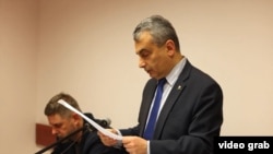 Лев Шлосберг на прениях в суде по уголовному делу о несоблюдении иноагентского законодательства, Псков, 24.10.2025