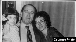 Gheorghe Ursu a fost cercetat de Securitate în anii '80, după ce a trimis scrisori către Europa Liberă şi pentru că nota într-un jurnal ororile conducerii comuniste