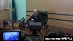 Казакстан Улуттук банк төрагасы Кайрат Келимбетов 2014-жылдын февраль айындагы пресс-жыйында