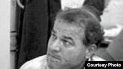 منصور اسانلو همه اتهامات را رد کرده است.