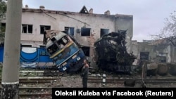 რუსეთის ახალი სამიზნე: უკრაინის მატარებლები